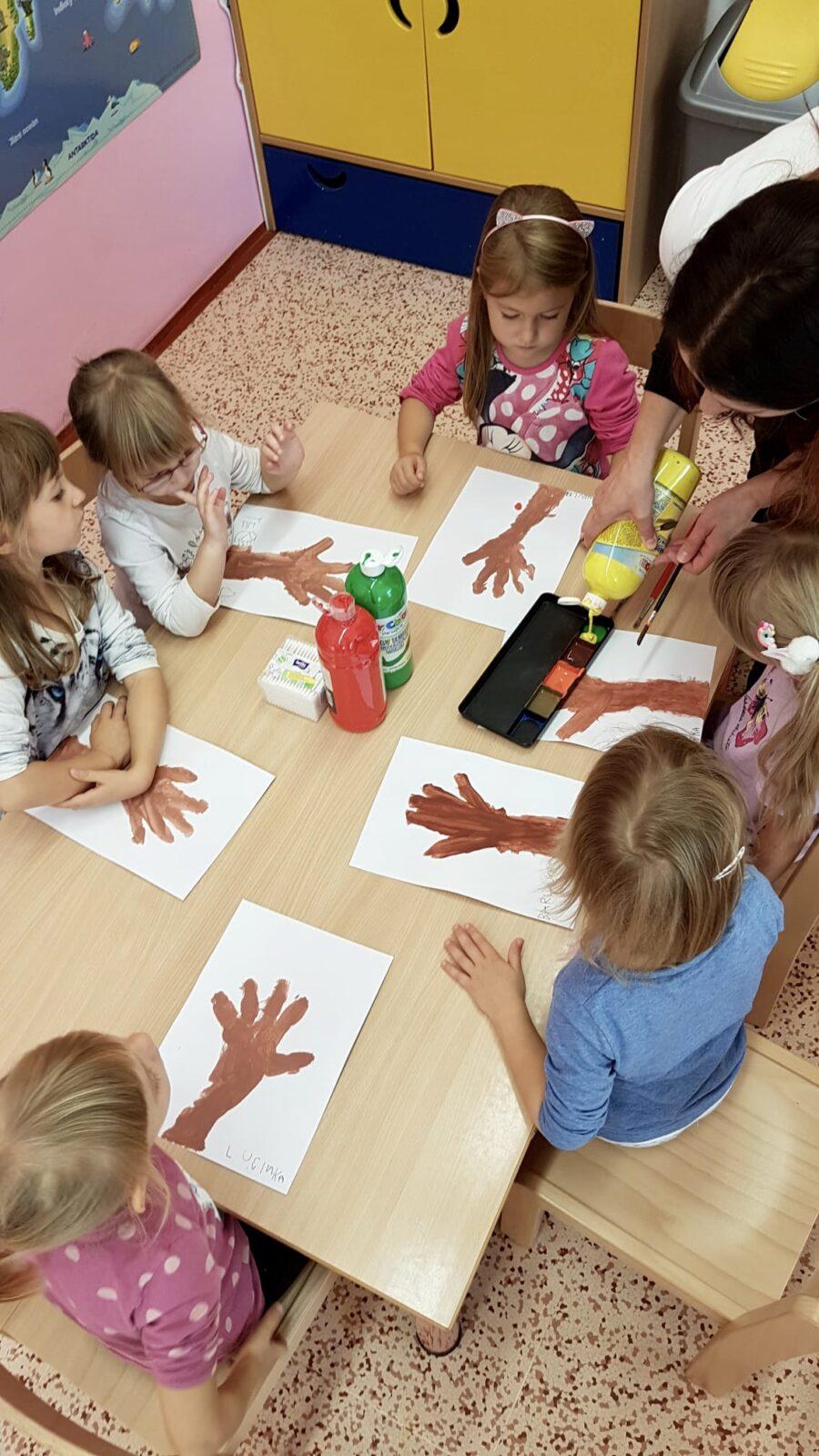 SOVIČKY: ,,LISTÍ ŽLOUTNE POLETUJE" - 28