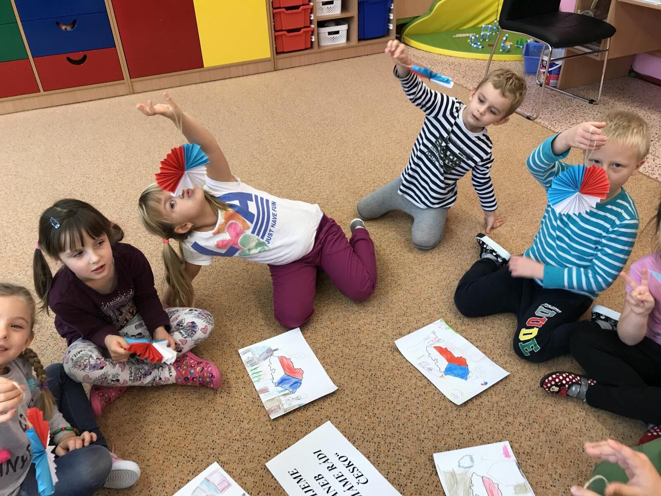 SOVIČKY: ,,KDE ŽIJEME ANEB MÁME RÁDI ČESKO" - 24