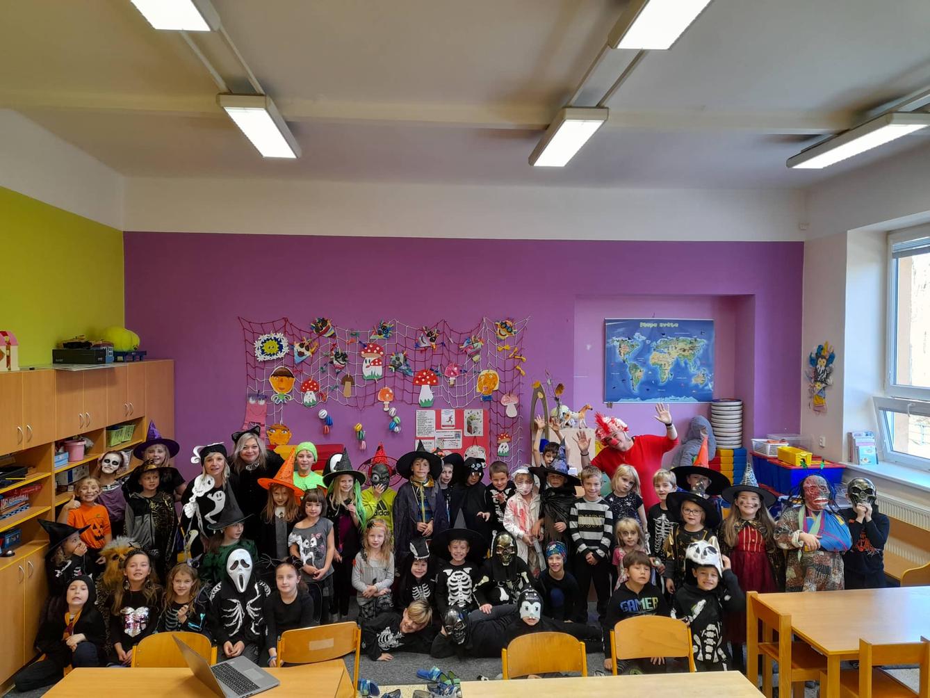 DRAKIÁDA družinek a Říjen ve 2. oddělení - 5