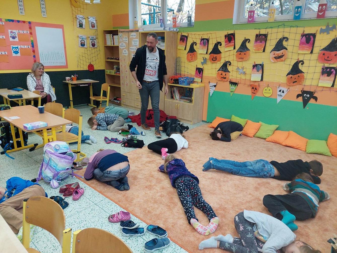 Kamarádem být, kamarády mít - 1.A + 1.B - 16