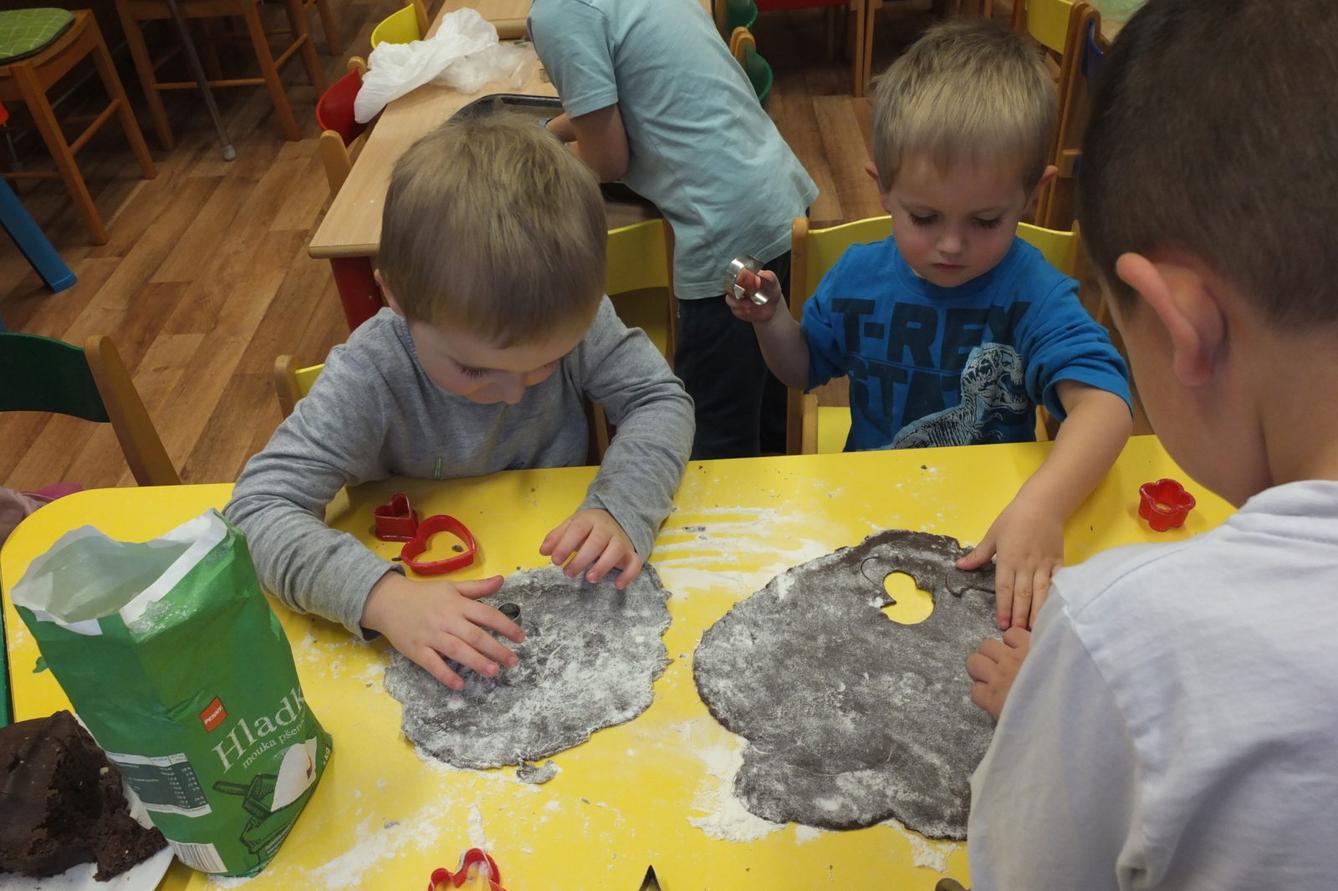 Pečení perníčků 2017 - 23