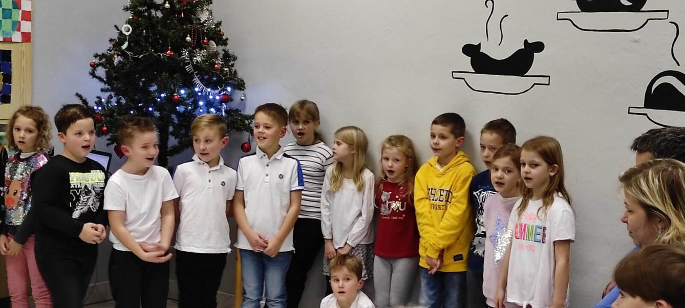 Vánoční besídka - družinky - 19