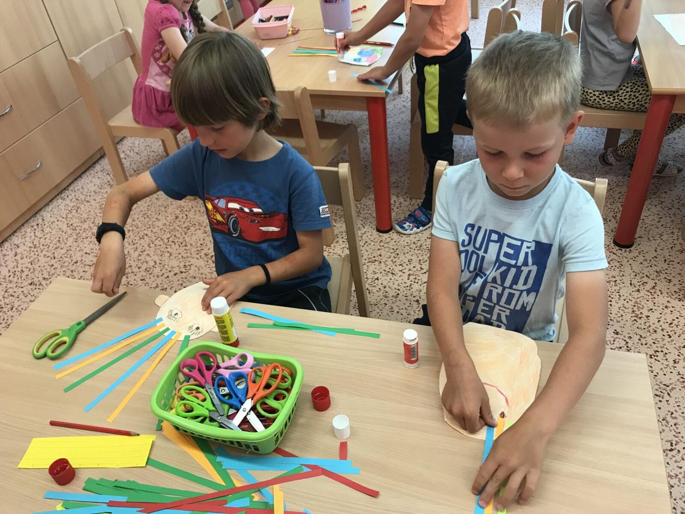 SOVIČKY: ,,TEN DĚLÁ TO A TEN ZAS TOHLE" - 27