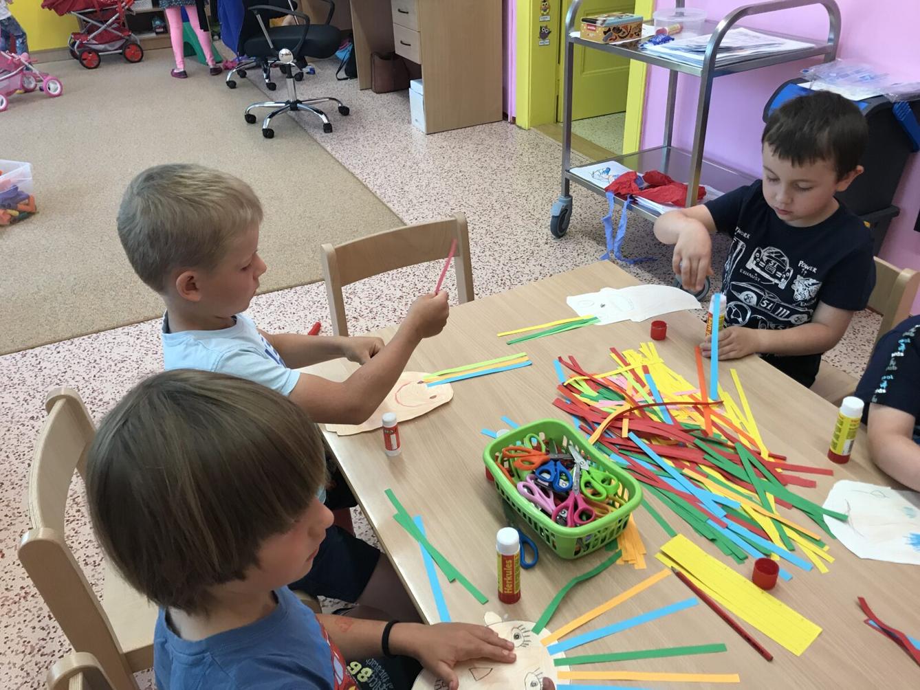 SOVIČKY: ,,TEN DĚLÁ TO A TEN ZAS TOHLE" - 28