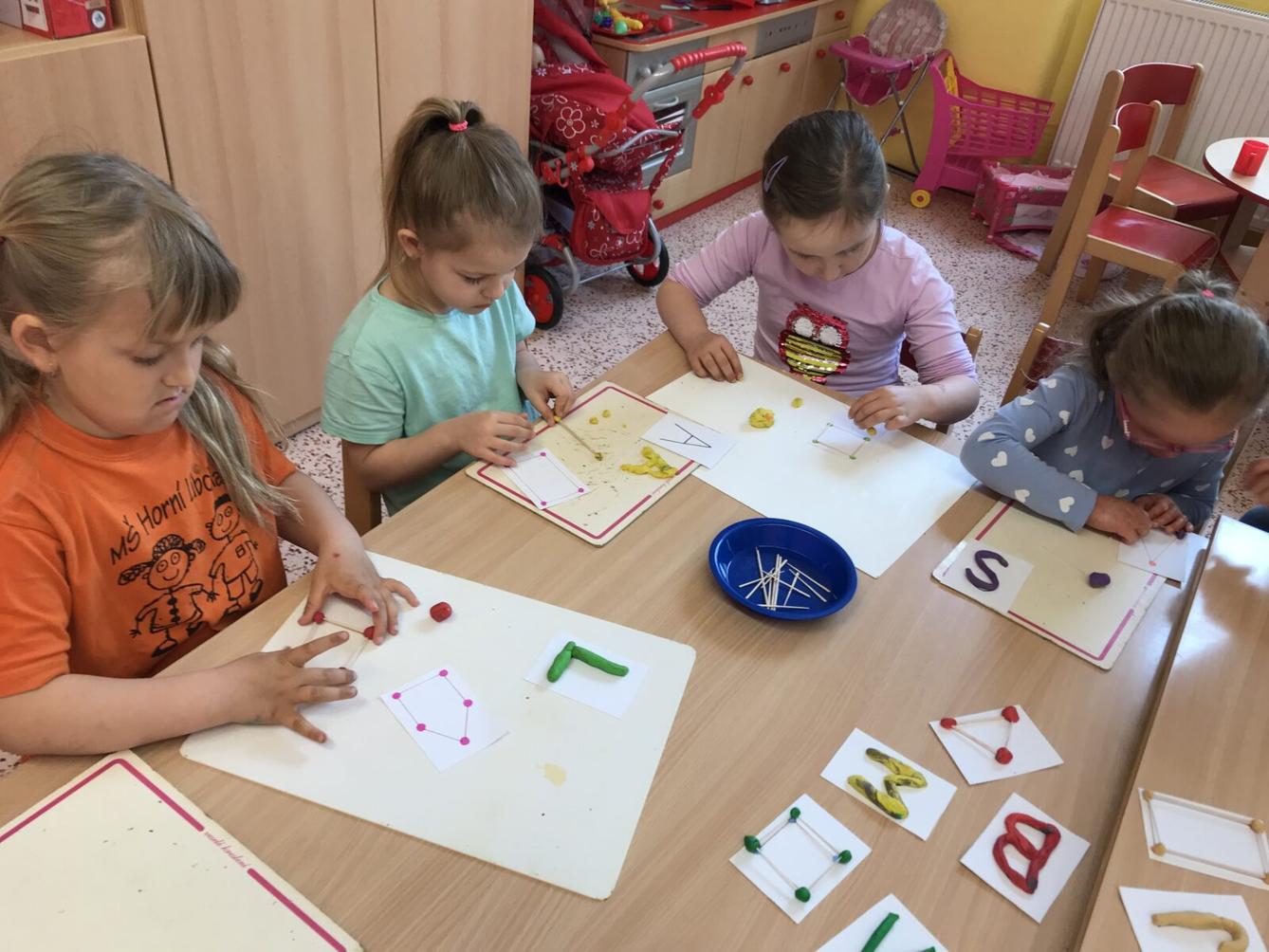 ODPOLEDNÍ HRY PŘEDŠKOLÁČKŮ - 22