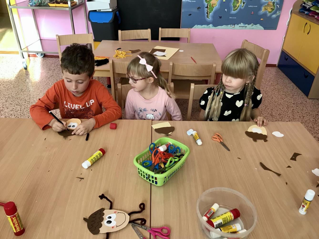 SOVIČKY: ,,LISTÍ ŽLOUTNE POLETUJE" - 36