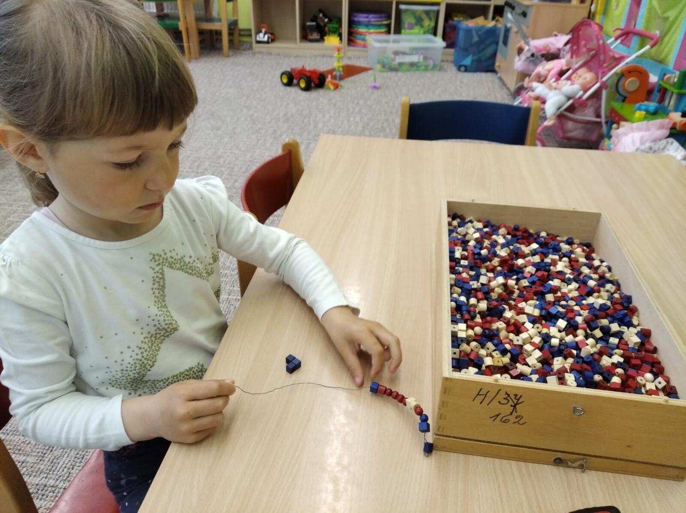 broučci-jarní louka - 25