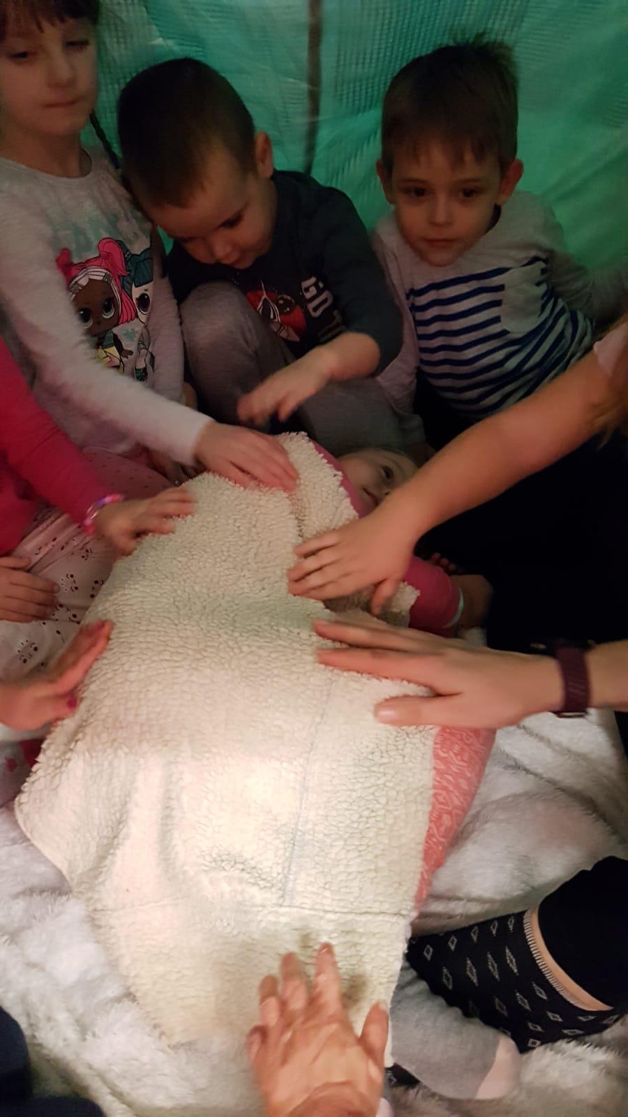 broučci:eskymáci to jsou máci... - 18