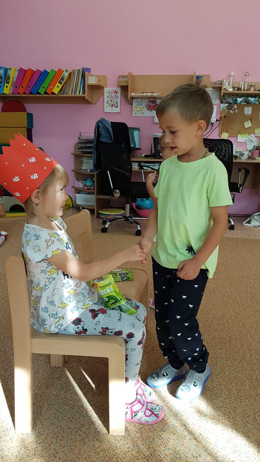 SLAVÍME: BARUNKA MÁ NAROZENINY - 3