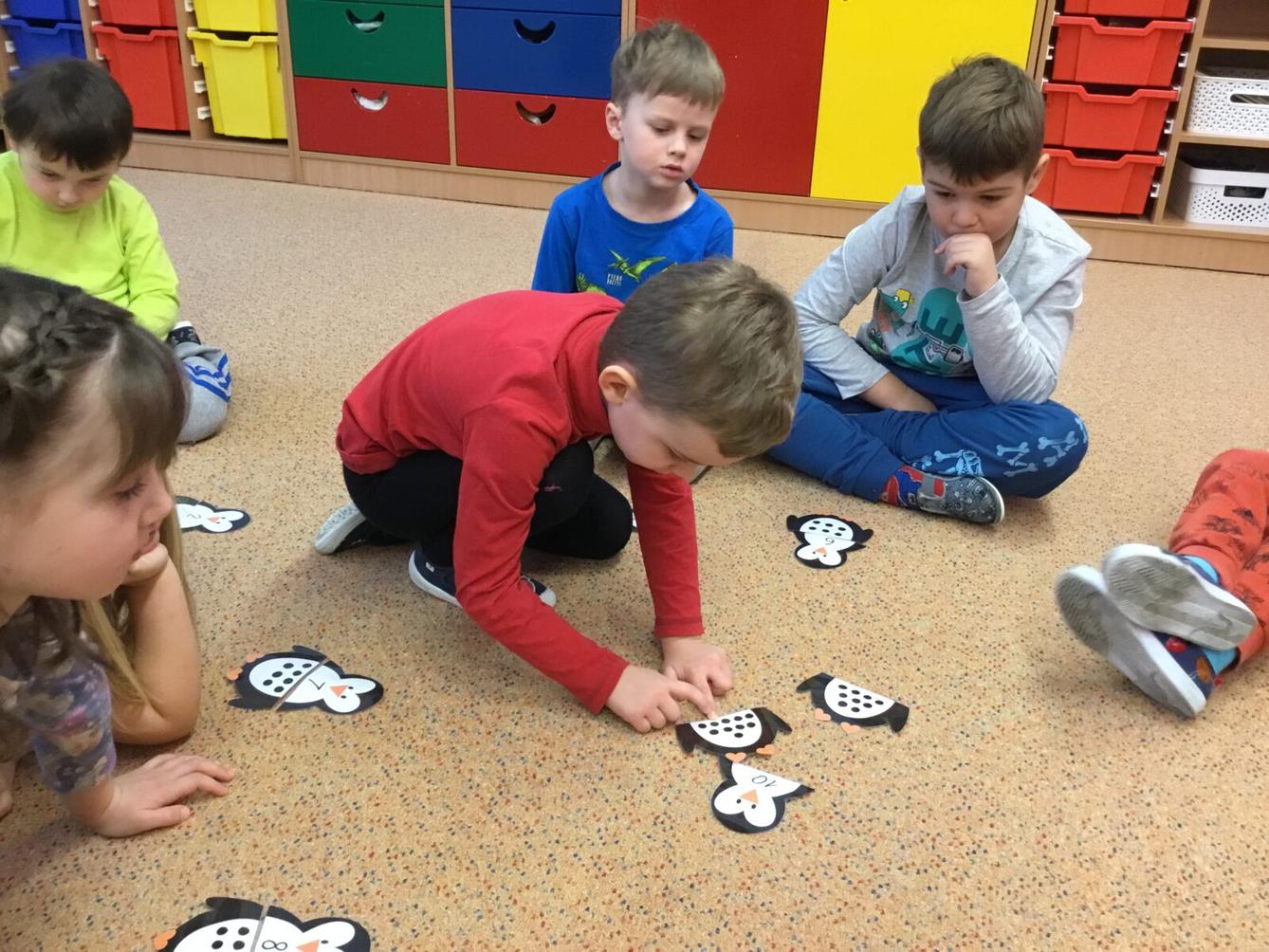 SOVIČKY: ,,ZIMNÍ RADOVÁNKY - VÝPRAVA NA SEVERNÍ A JIŽNÍ PÓL" - 41