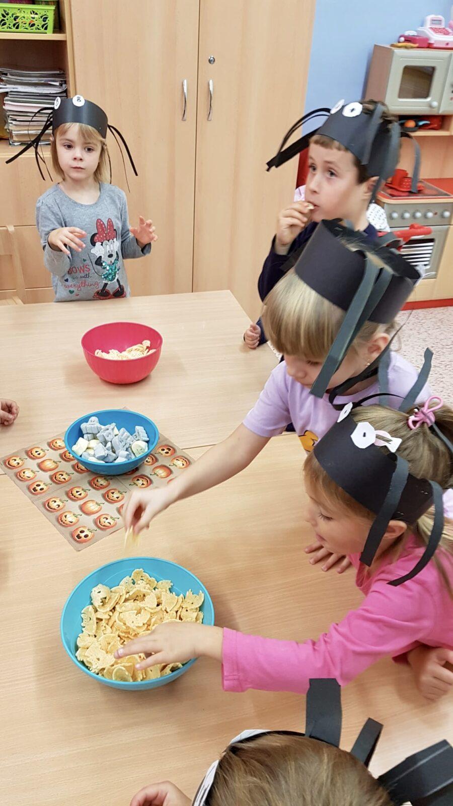 SOVIČKY: ODKUD JSI VÁNOČNÍ STROMEČKU? - 41