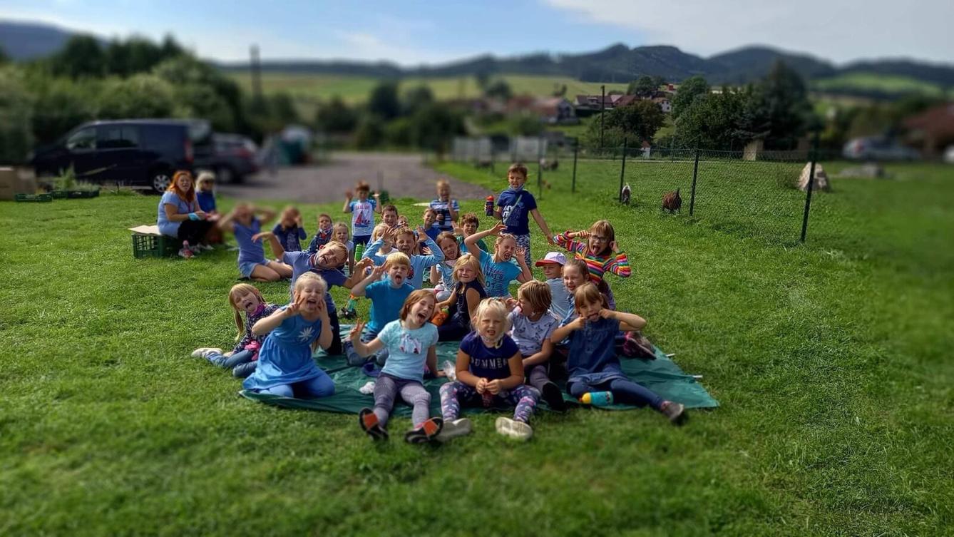 Družinka v zahradnictví - 4