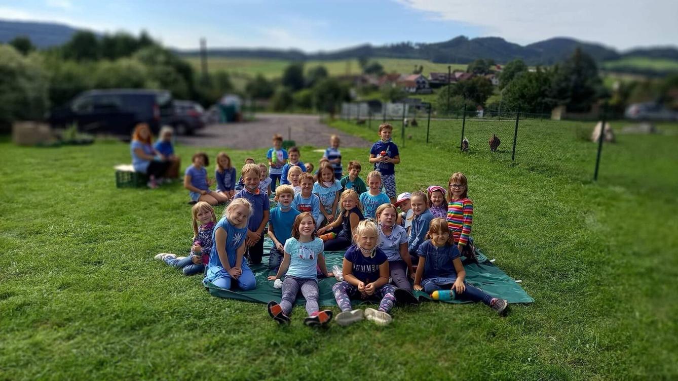 Družinka v zahradnictví - 5