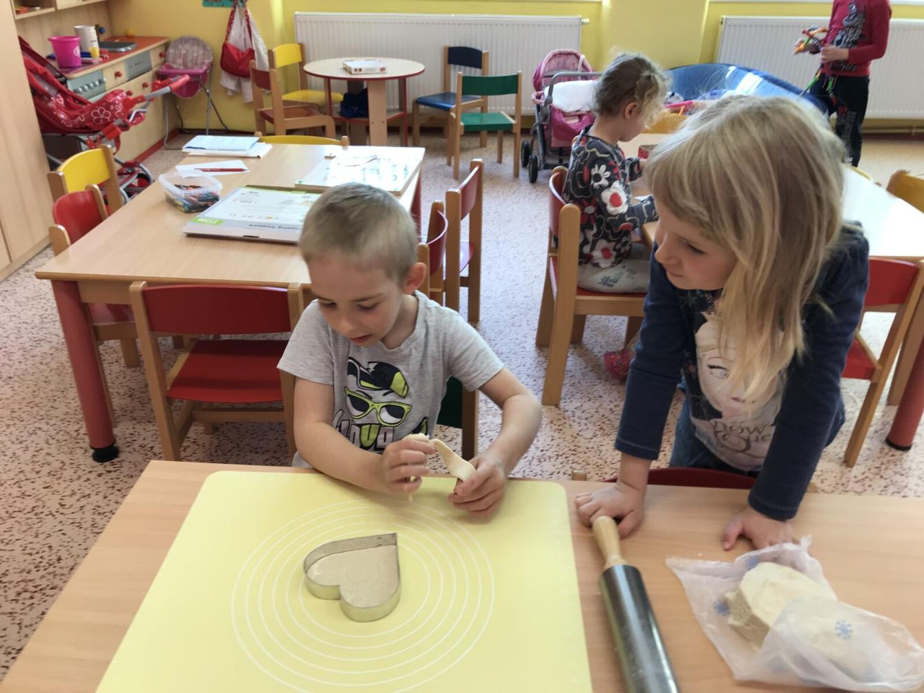 SOVIČKY: ,,MOJE MAMINKA MÁ SVÁTEK" - 30