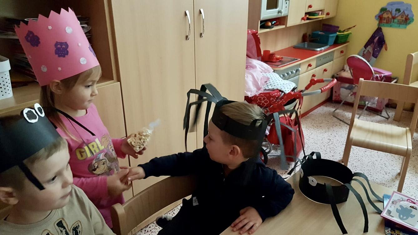 SLAVÍME: VENDULKA MĚLA NAROZENINY - 5