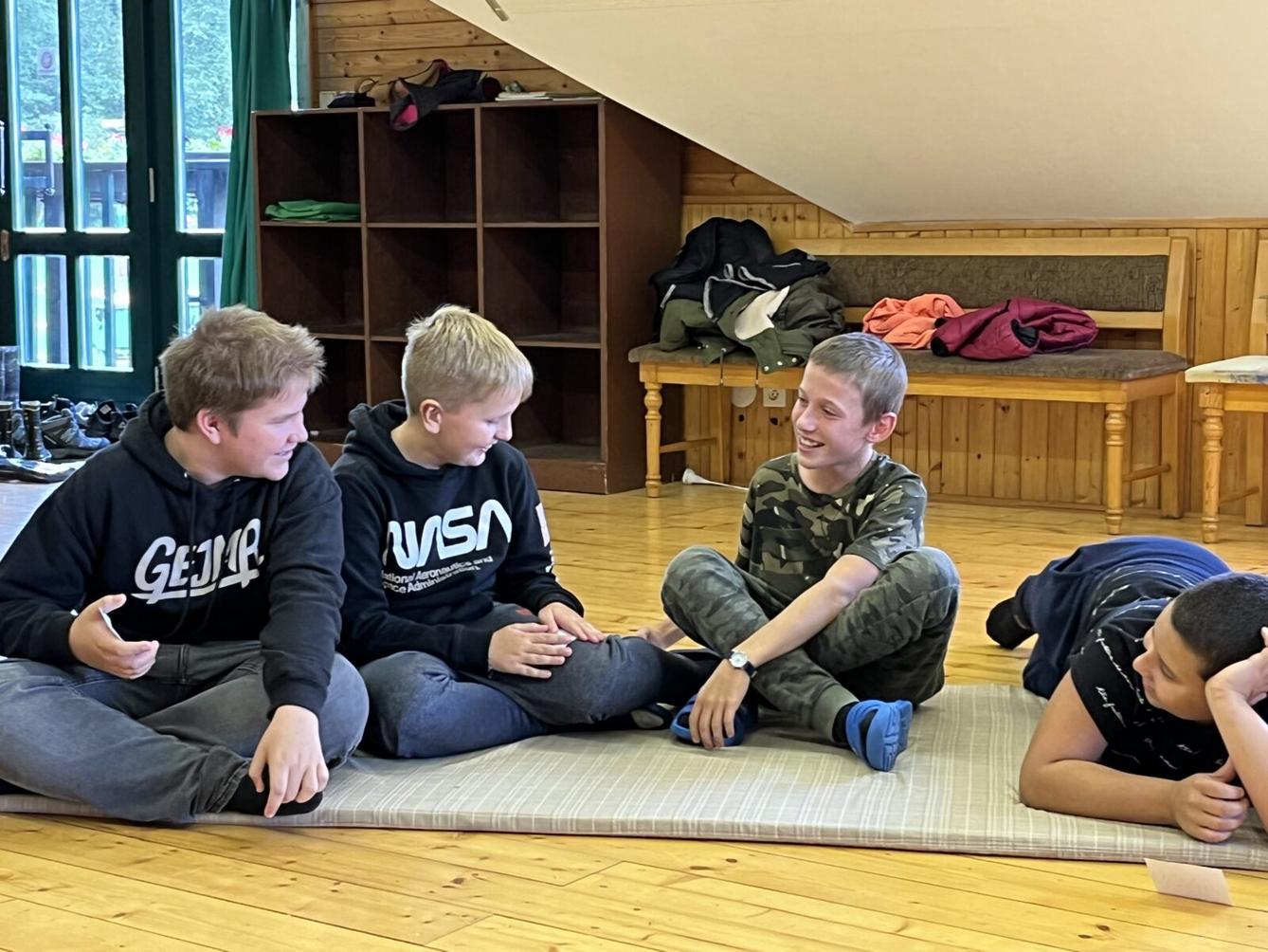 Adaptační pobyt šesťáků- den první - 8