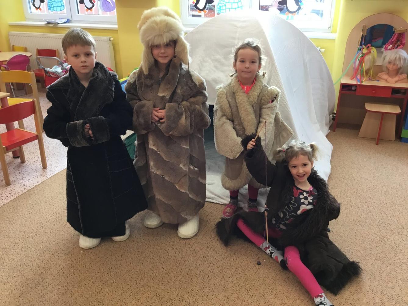 SOVIČKY: ,,ZIMNÍ RADOVÁNKY - VÝPRAVA NA SEVERNÍ A JIŽNÍ PÓL" - 53