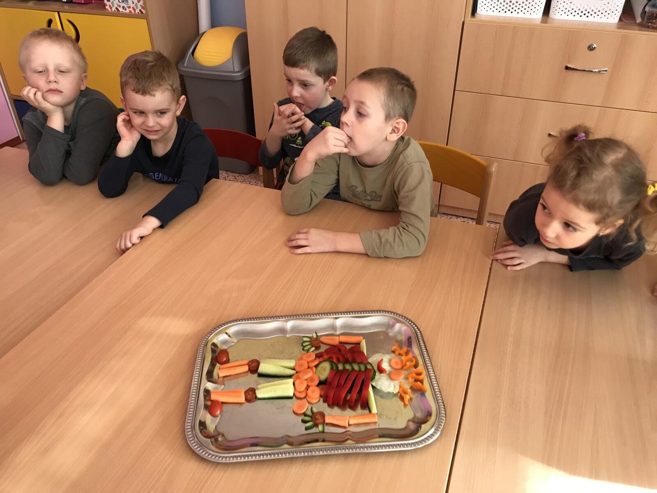 SOVIČKY: ,,KDYŽ ALENKA STŮNĚ" - MOJE TĚLO - 59