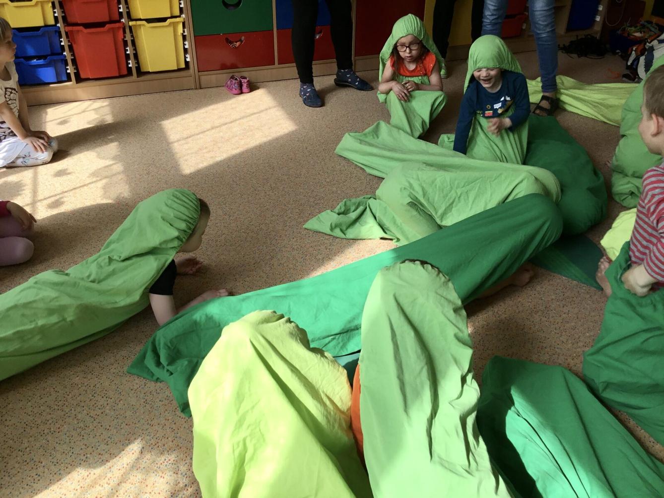 PROJEKTOVÝ DEN: ,,MOTÝLCI" - 16