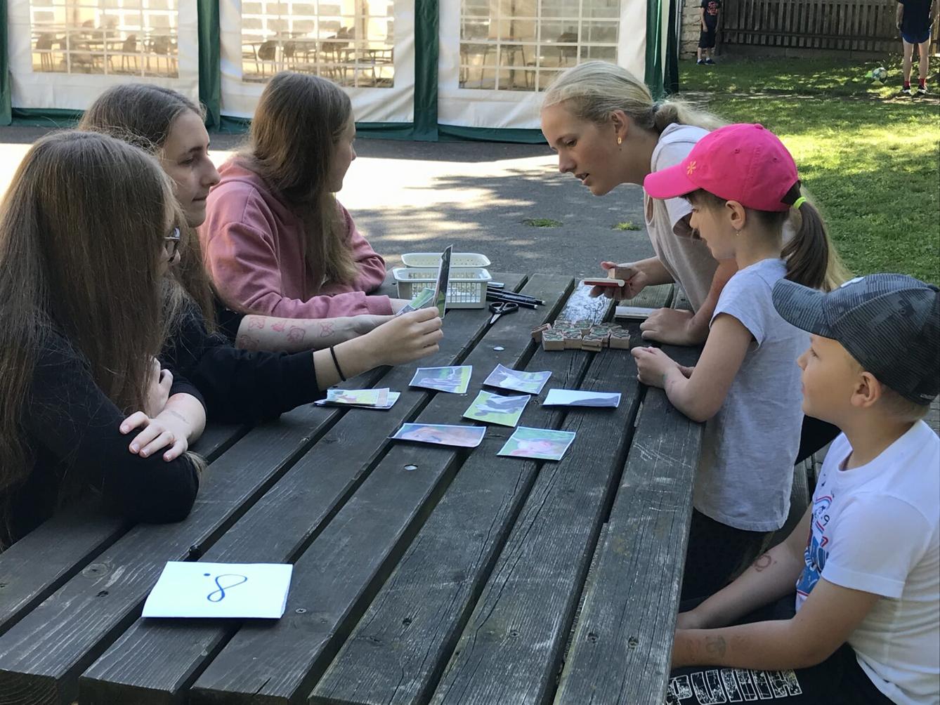 PŘEDŠKOLÁCI: DOPOLEDNÍ HRY V ZŠ S DEVÁŤÁKY - 13