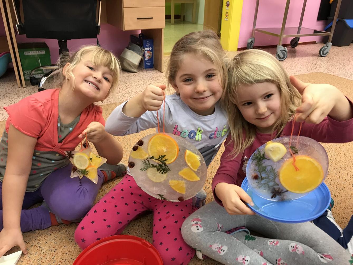 SOVIČKY: ,,VOŇAVÉ OZDOBY Z LEDU" - 22