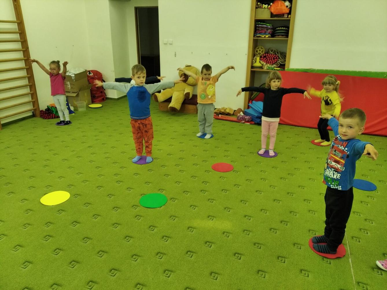 broučci-jarní louka - 53