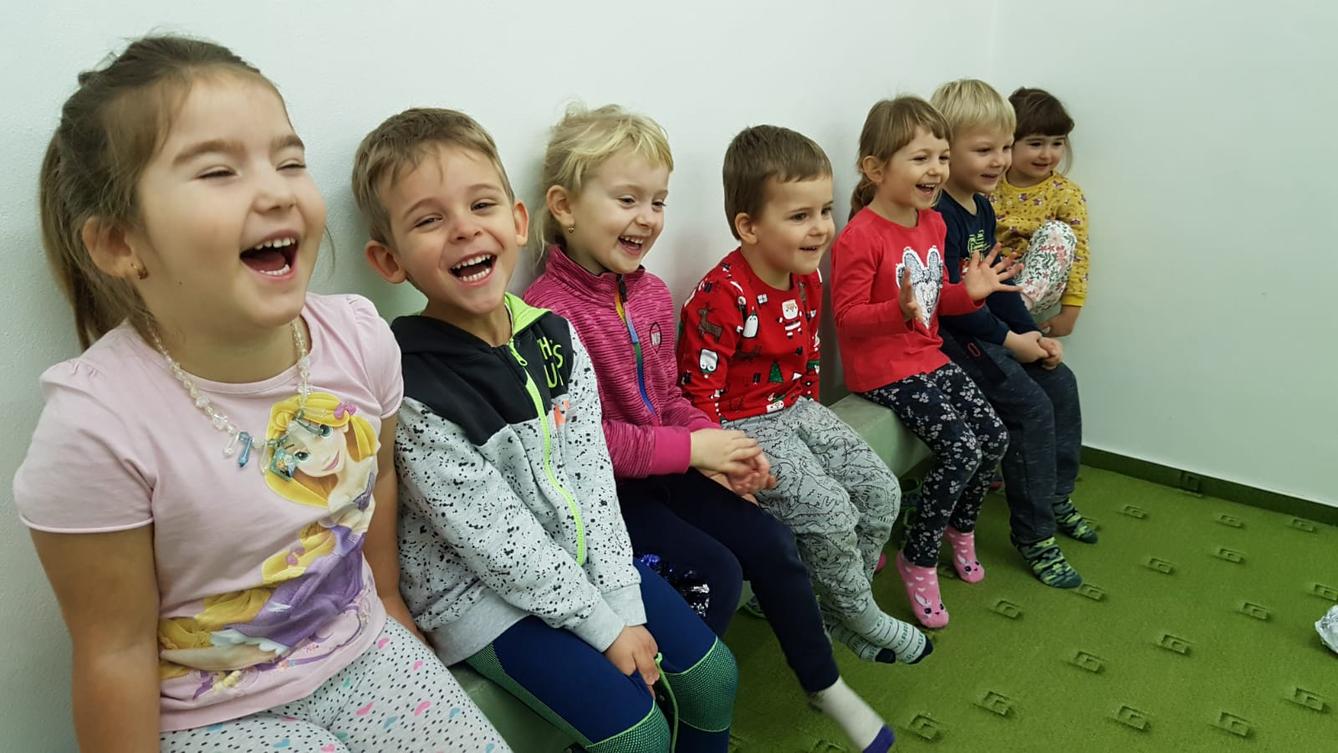 broučci:eskymáci to jsou máci... - 38