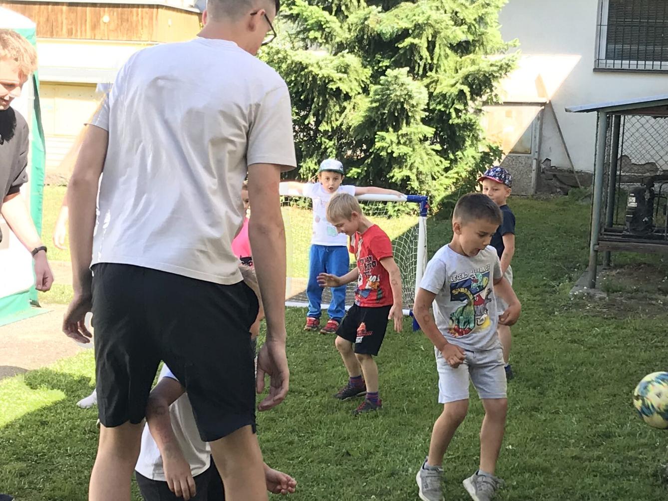 PŘEDŠKOLÁCI: DOPOLEDNÍ HRY V ZŠ S DEVÁŤÁKY - 17