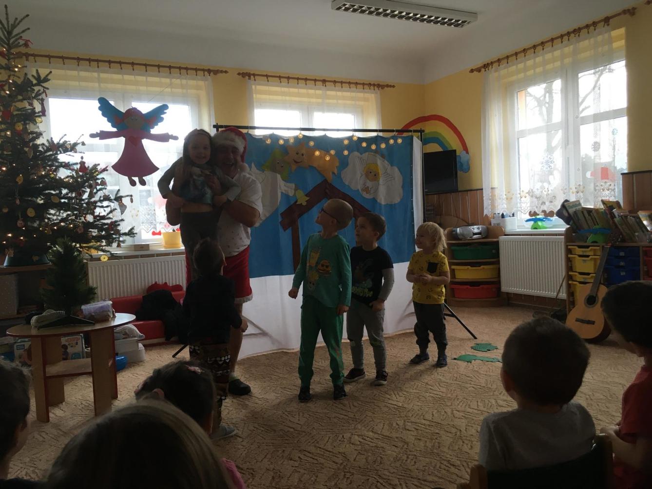 Divadlo - JAK SI JEŽÍŠEK UŽIL ČESKÉ VÁNOCE - 7