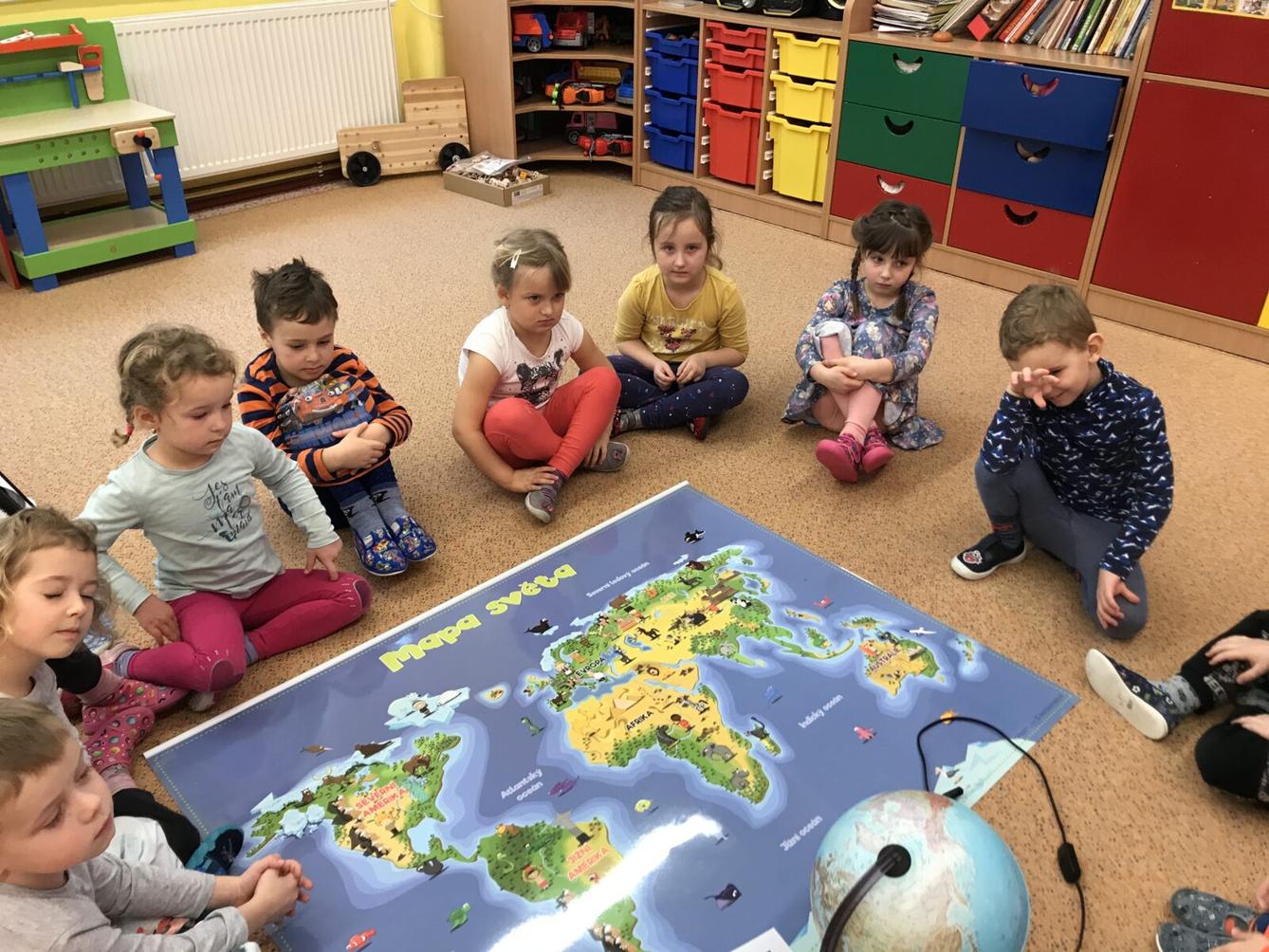 SOVIČKY: ,,ZIMNÍ RADOVÁNKY - VÝPRAVA NA SEVERNÍ A JIŽNÍ PÓL" - 59