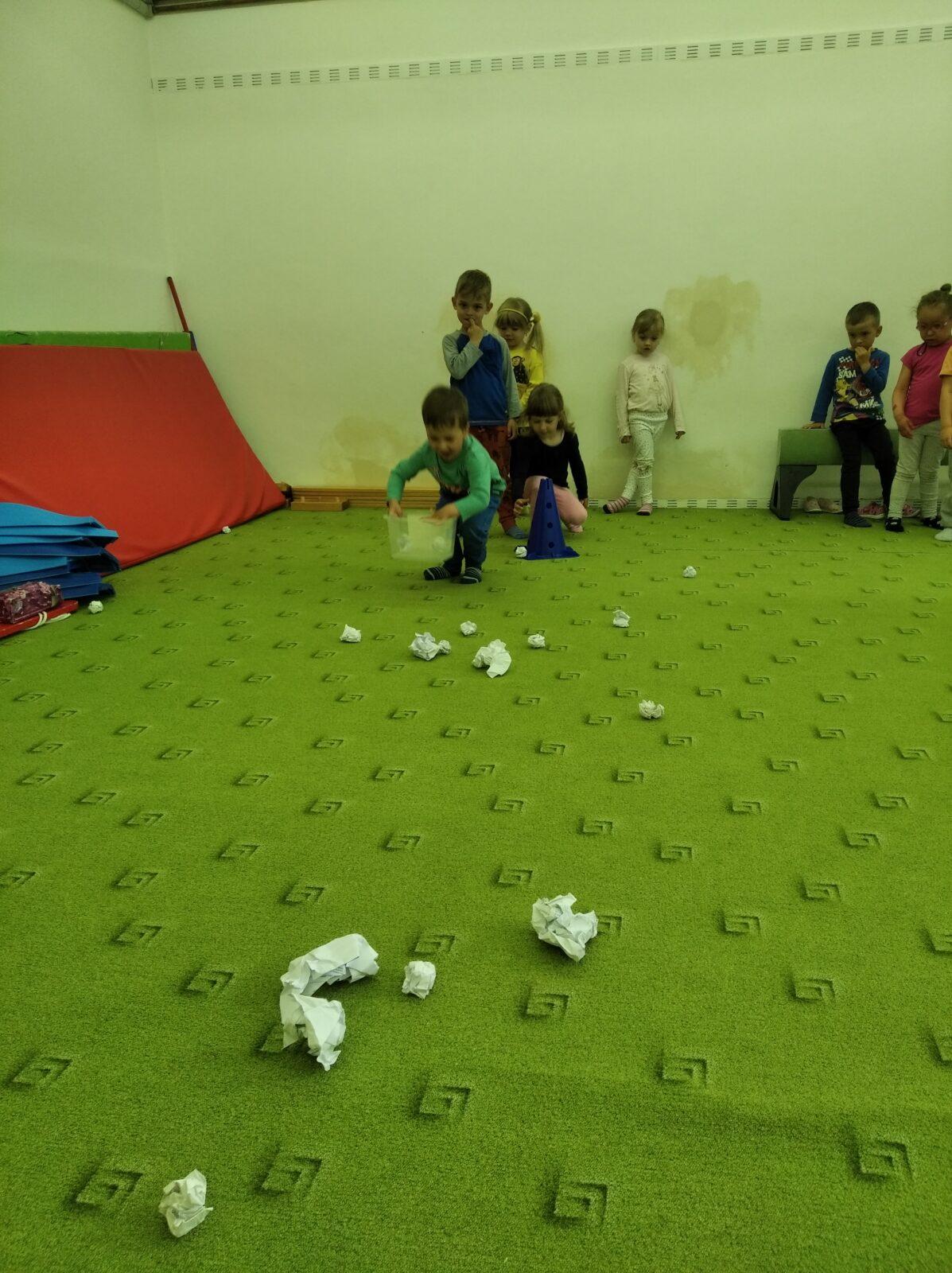 broučci-jarní louka - 58