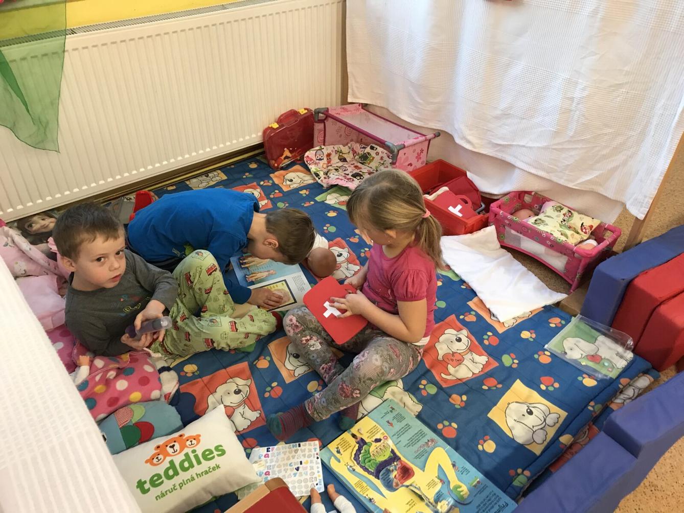 SOVIČKY: ,,KDYŽ ALENKA STŮNĚ" - MOJE TĚLO - 62