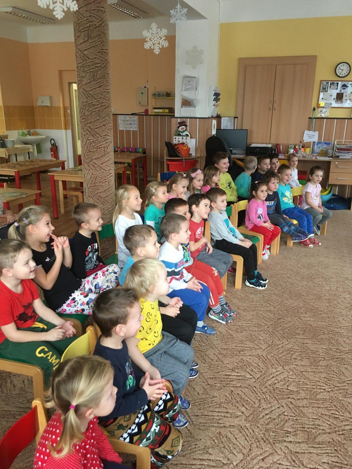 Divadlo - JAK SI JEŽÍŠEK UŽIL ČESKÉ VÁNOCE - 24