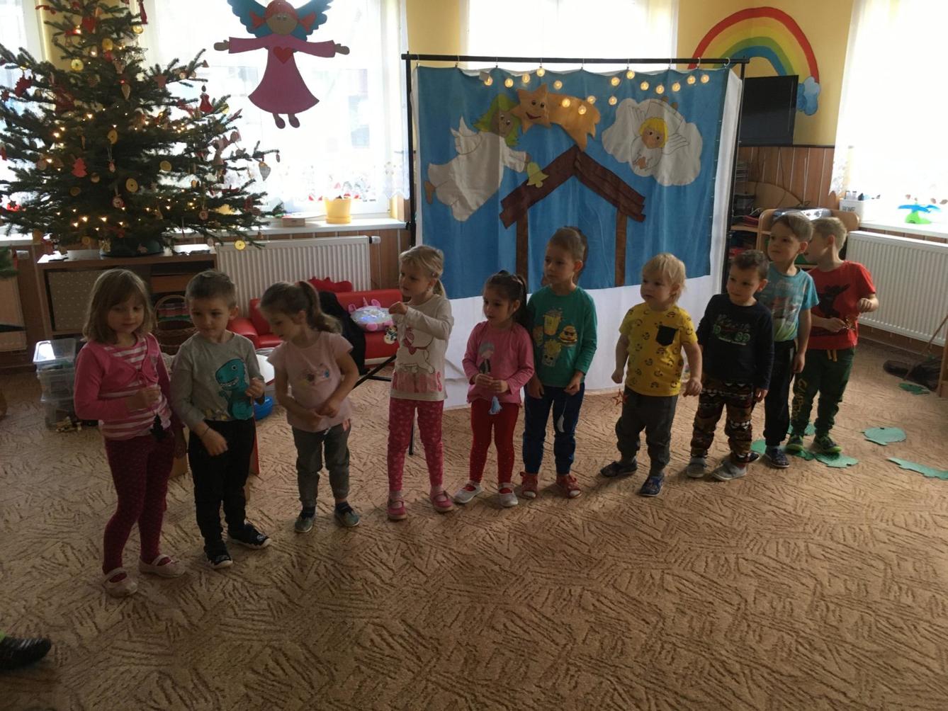 Divadlo - JAK SI JEŽÍŠEK UŽIL ČESKÉ VÁNOCE - 31