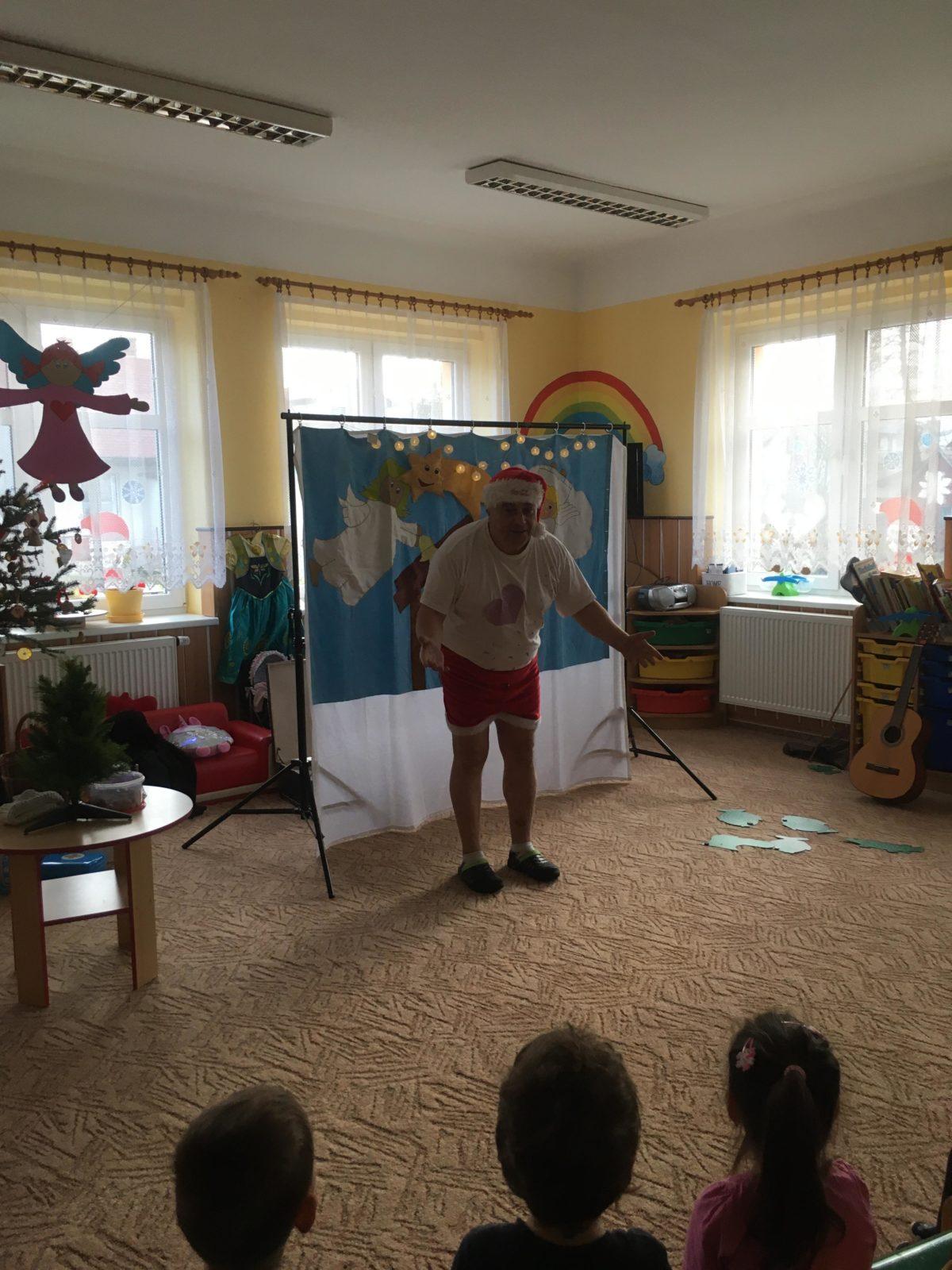 Divadlo - JAK SI JEŽÍŠEK UŽIL ČESKÉ VÁNOCE - 33