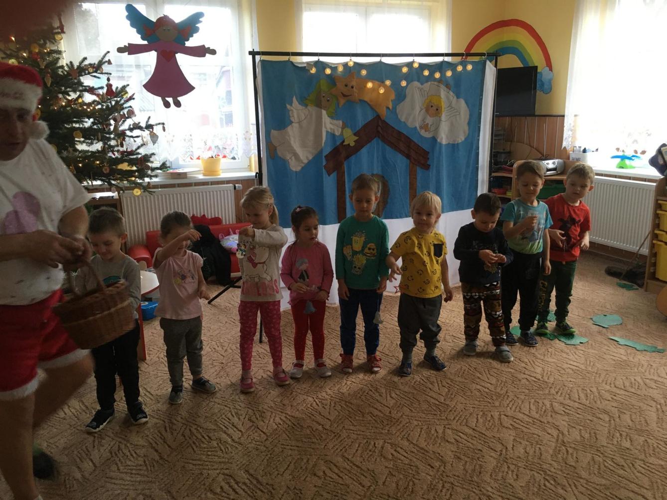 Divadlo - JAK SI JEŽÍŠEK UŽIL ČESKÉ VÁNOCE - 35