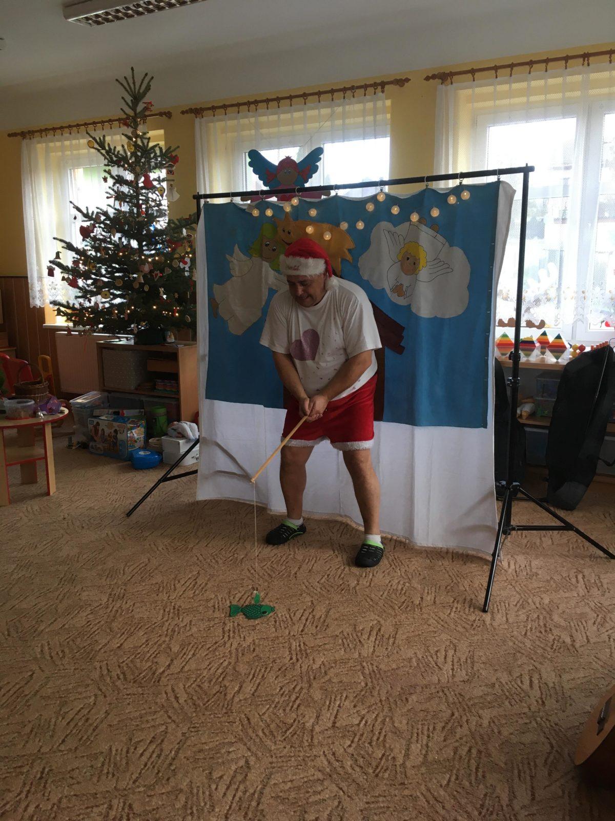 Divadlo - JAK SI JEŽÍŠEK UŽIL ČESKÉ VÁNOCE - 36