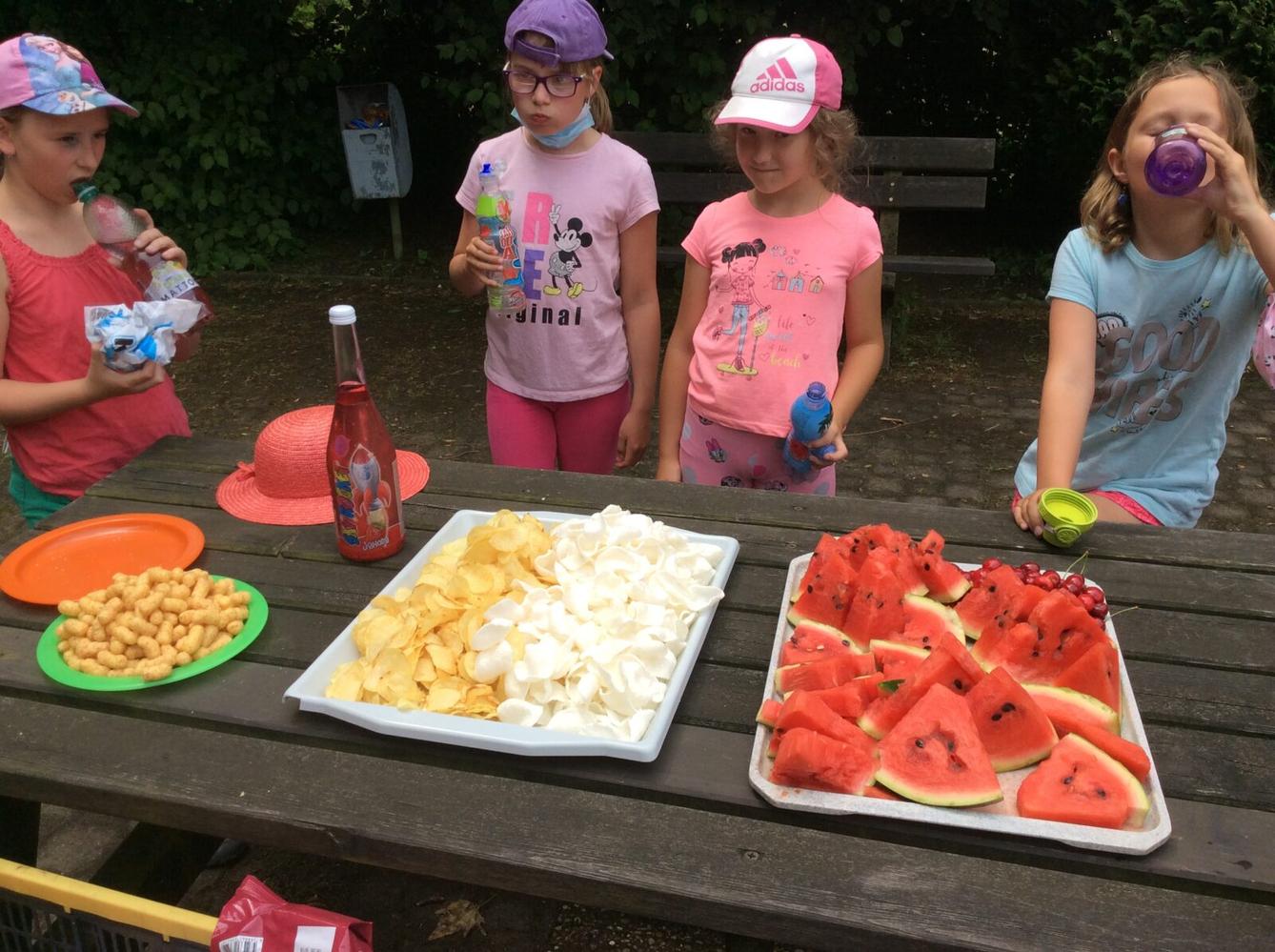 Závěrečný družinový mejdan - 9