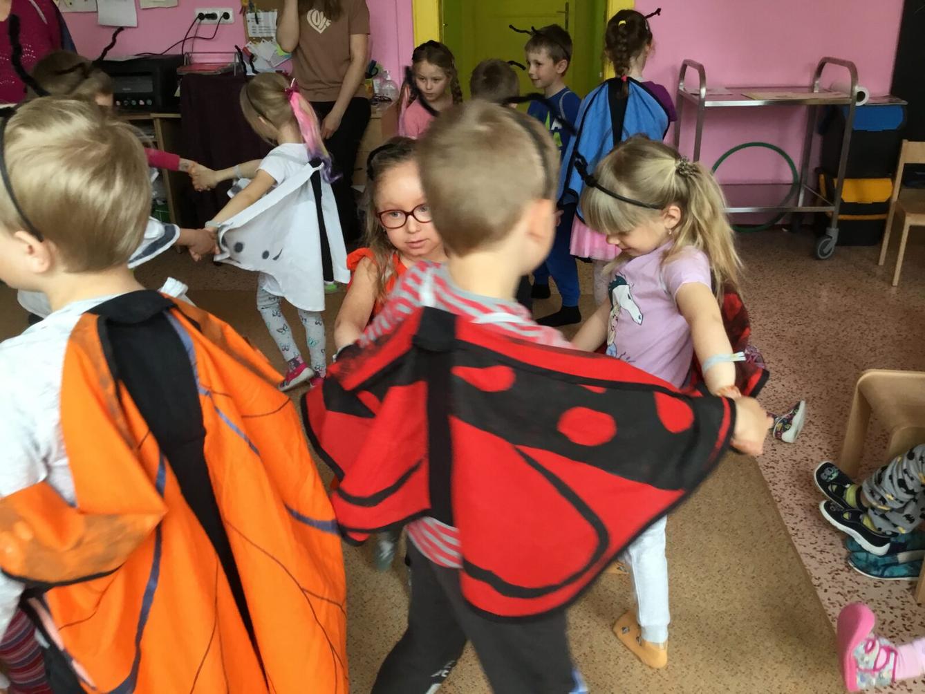 PROJEKTOVÝ DEN: ,,MOTÝLCI" - 25