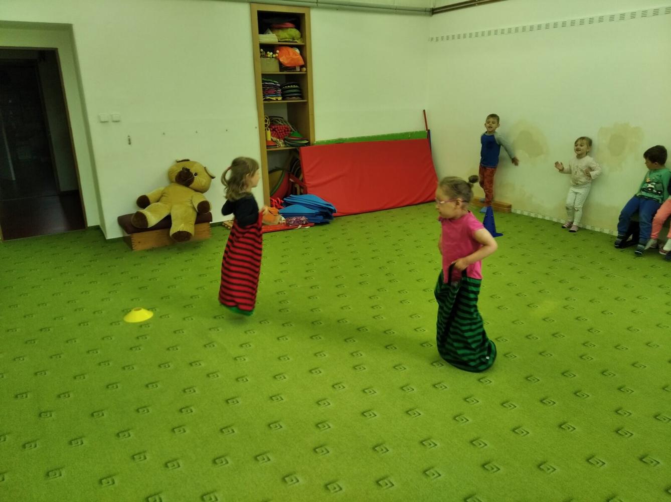 broučci-jarní louka - 63