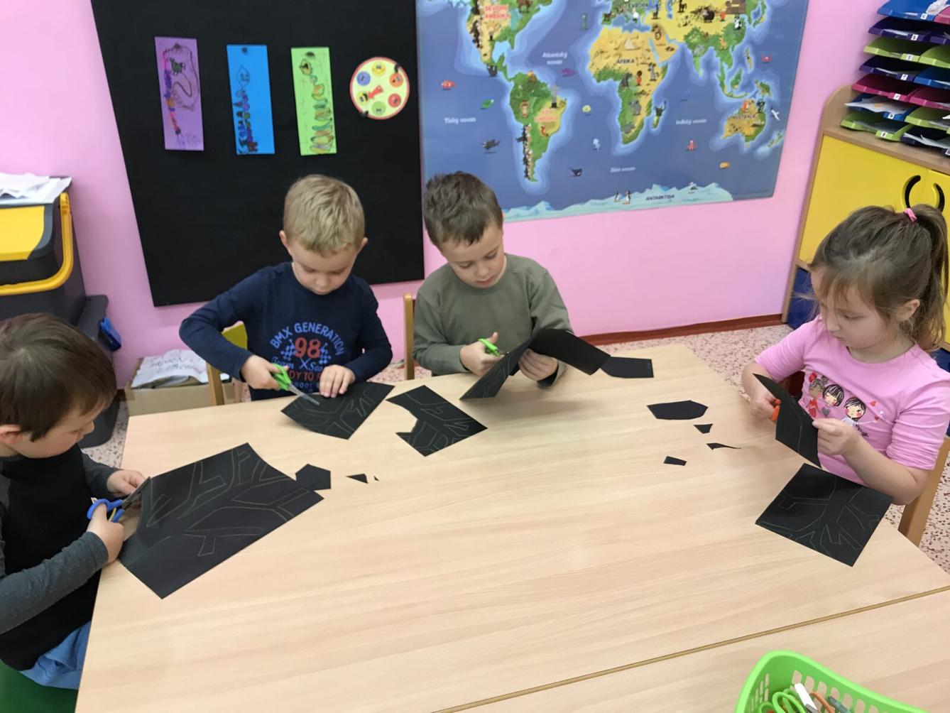 TVOŘENÍČKO: ,,LISTÍ ŽLOUTNE, POLETUJE" - 38