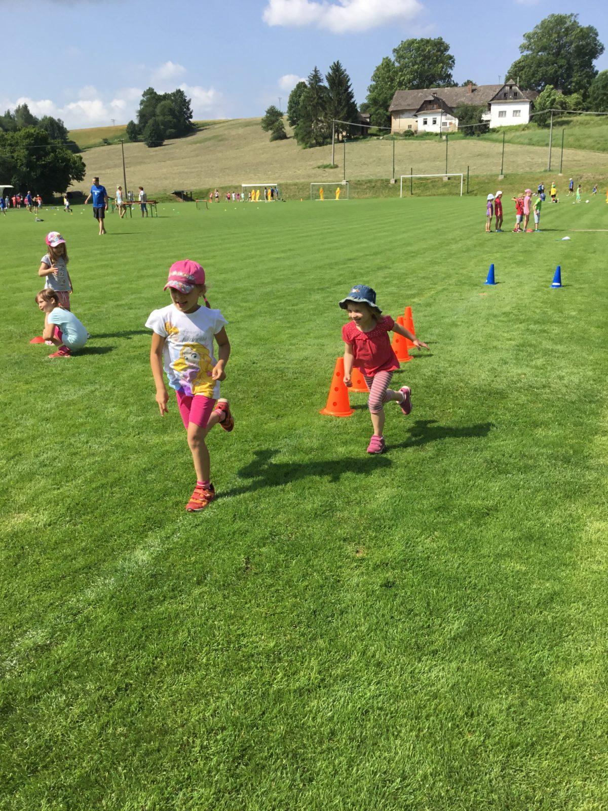 "Fotbalová hvězdička" - 47