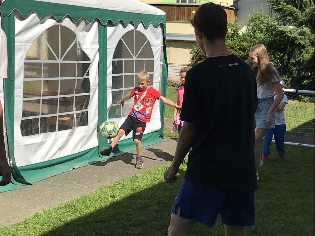 PŘEDŠKOLÁCI: DOPOLEDNÍ HRY V ZŠ S DEVÁŤÁKY - 24