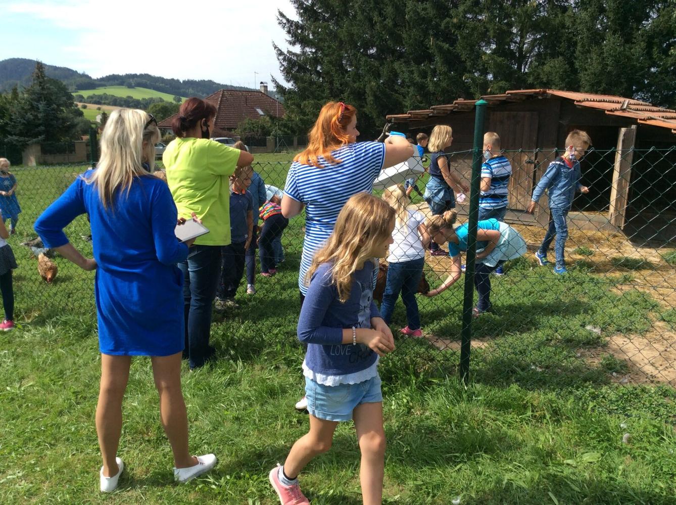 Družinka v zahradnictví - 12