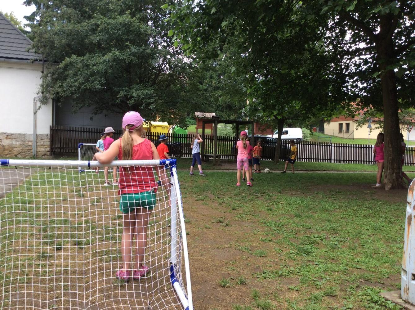 Závěrečný družinový mejdan - 16