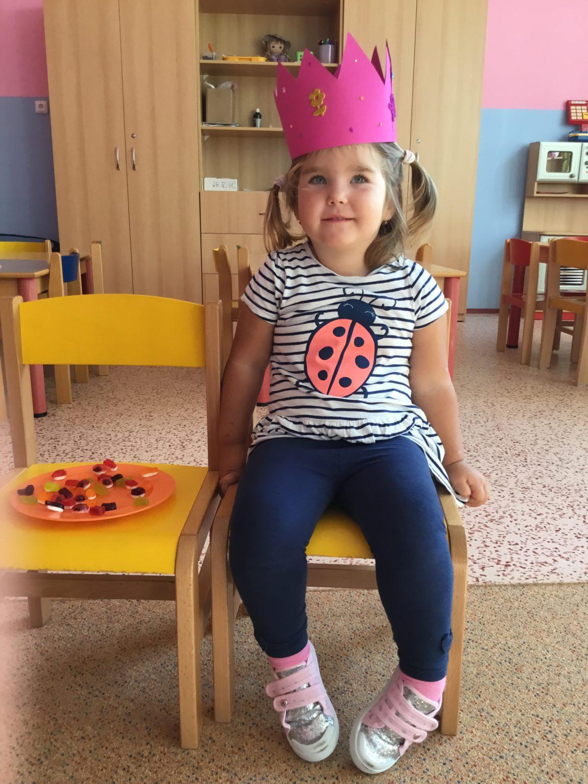 Broučci slaví: Adélka měla narozeniny - 6