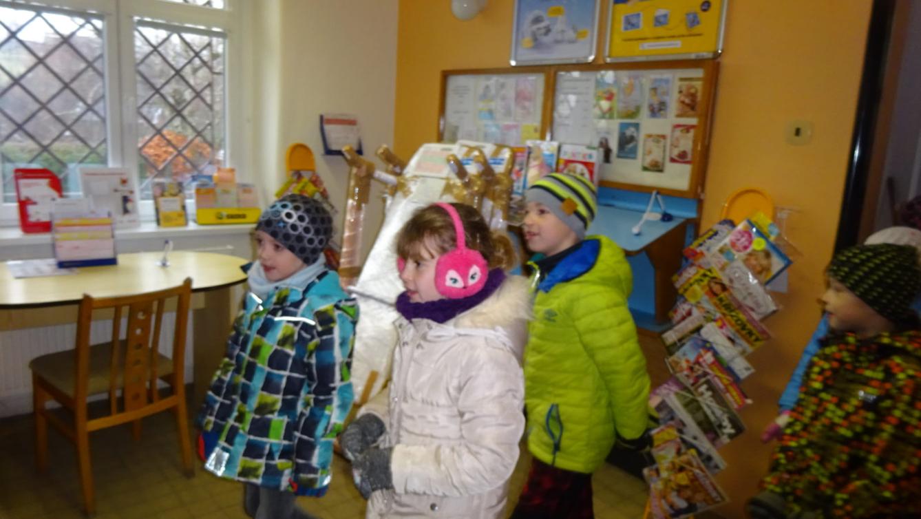 Listopad-Svátek Pohlednic a poštovní známky - 1