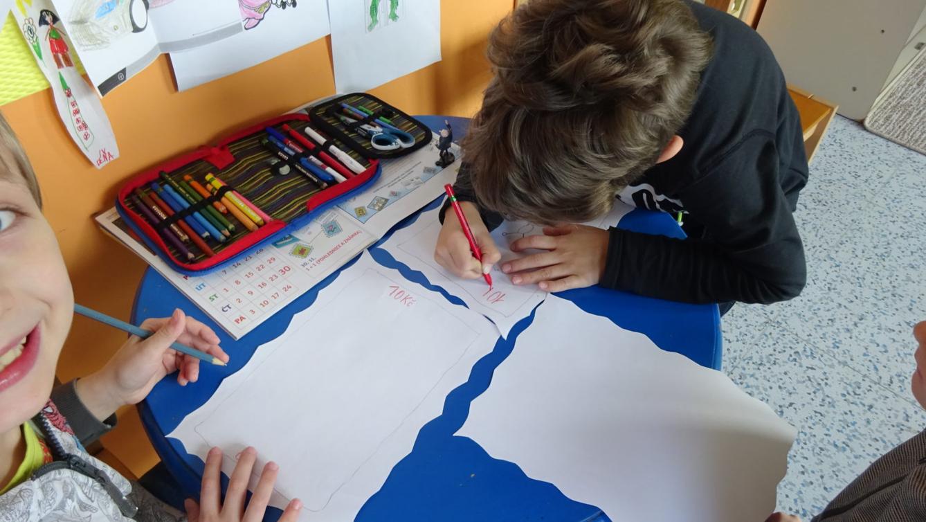 Listopad-Svátek Pohlednic a poštovní známky - 6