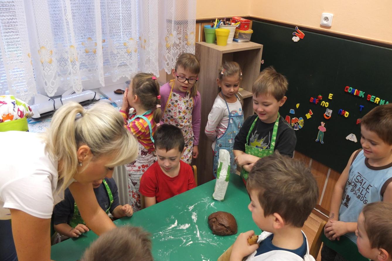 Pečení perníčků 27.11.2018 - 22