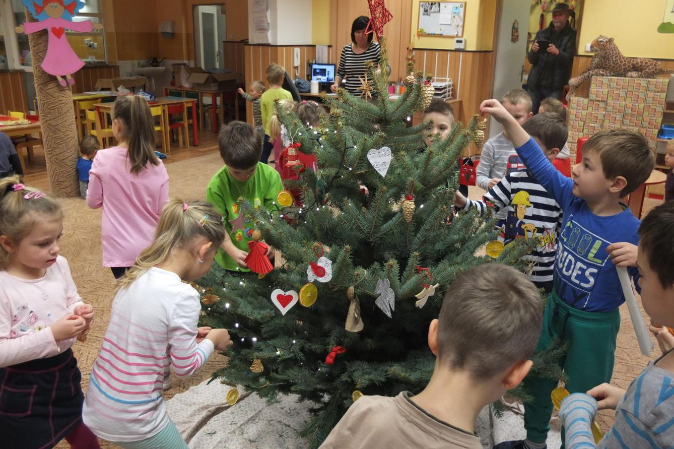 Strojení stromečku - 8